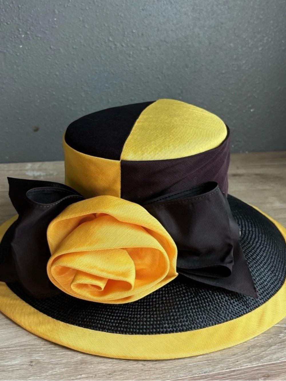 Vintage Whittall & Shon Woman's Black Dress Hat for Church/Derby/Wedding 22 1/2